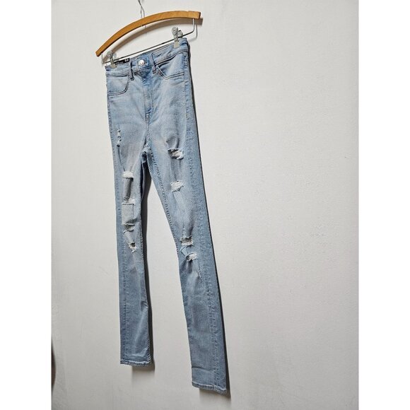 NEW Divided H&M Jeans Womens 2 Blue Denim Light Wash Cotton Blend Distressed - Picture 2 of 7
